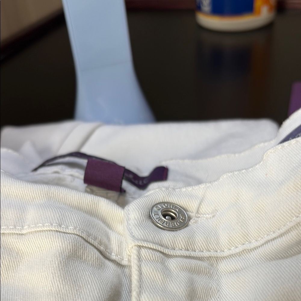 Gloria Vanderbilt White Boot Cut Jeans with Classic Stitching